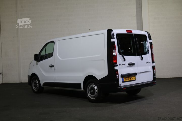 Panel van Renault Trafic 1.6 dCi L1H1 Airco Navigatie