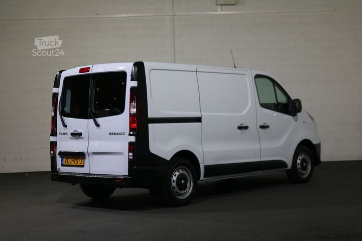 Panel van Renault Trafic 1.6 dCi L1H1 Airco Navigatie