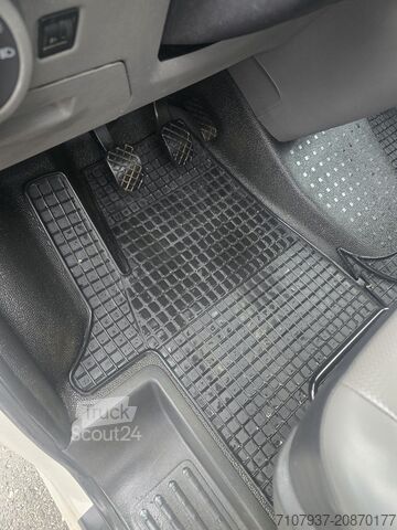 Volquete trilateral VW T 6