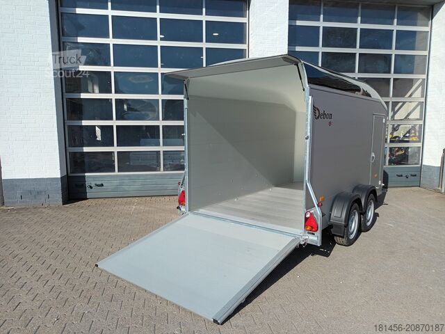 Skøíò Cheval Liberté C700 Roadster silver black Pullman verfügbar