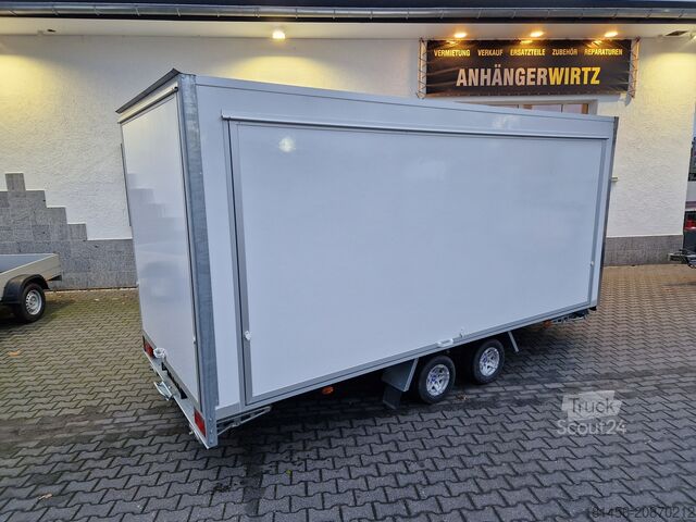 Remorcă de vânzare Blyss Messe Eventtrailer aerodynamische front 2 Klappen Bodentief