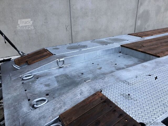 Remorque porte-engins surbaissée Möslein T 4 VB H1 1 neuer 4 Achs Tieflader hydraulischen Rampen
