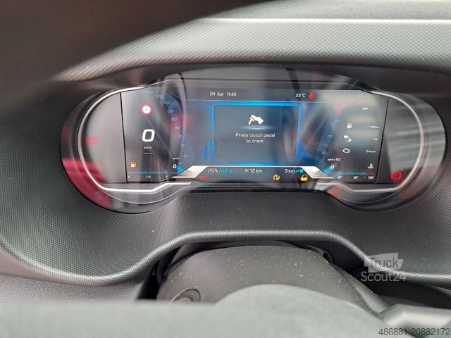 Šasija dostavnega vozila IVECO 35C18H 3750 mm