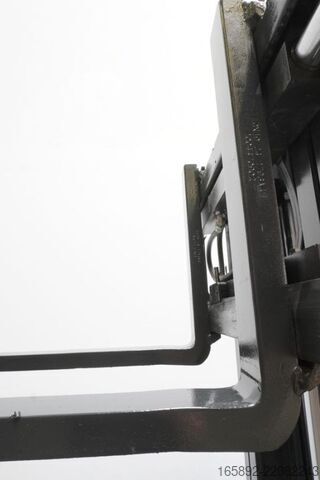 Viličar Linde E 12 EVO 386-02