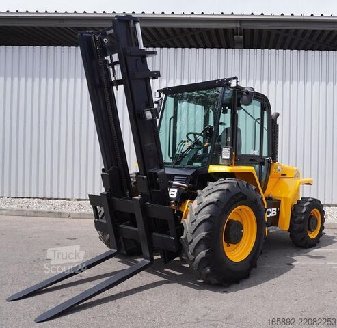 Terenski viličar JCB 940-4