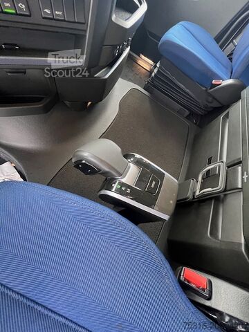 Standardni vlačilec VOLVO FH 500