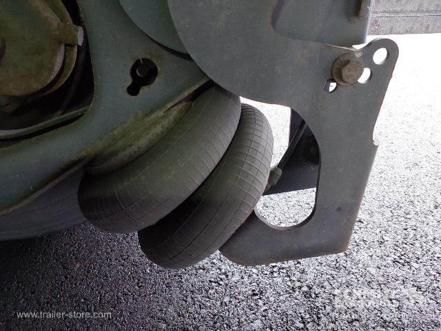 Semirremolque caja Fruehauf Semitrailer Dryfreight Standard Porte relevante