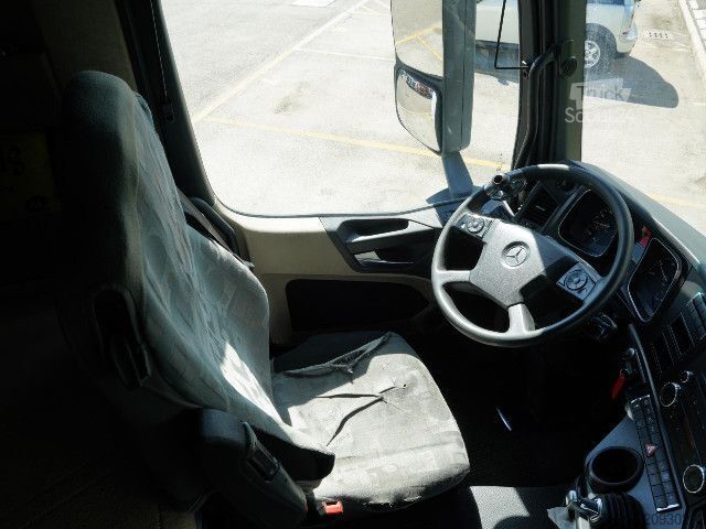 Ψυγείο φορτηγό Mercedes-Benz ACTROS 1831