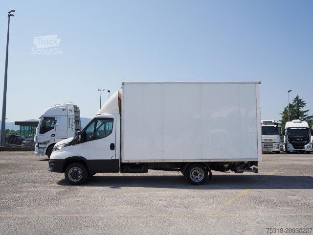 Furgone IVECO 35C14