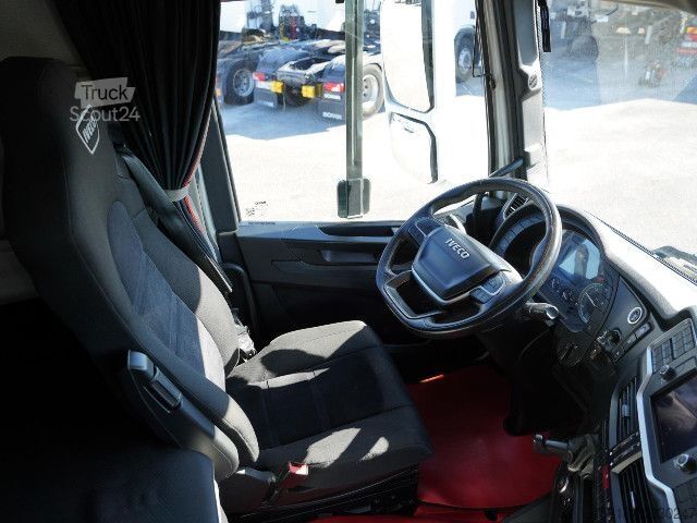 Trattore stradale standard IVECO TRATTORE STRADALE AS440S51 S-WAY