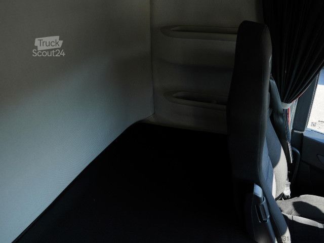 Trattore stradale standard IVECO TRATTORE STRADALE AS440S51 S-WAY