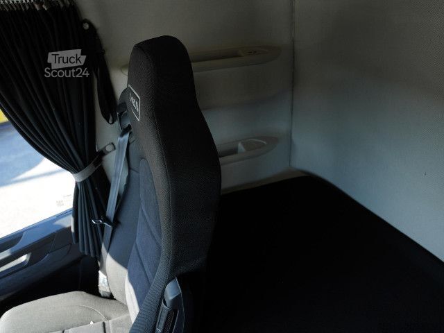 Trattore stradale standard IVECO TRATTORE STRADALE AS440S51 S-WAY