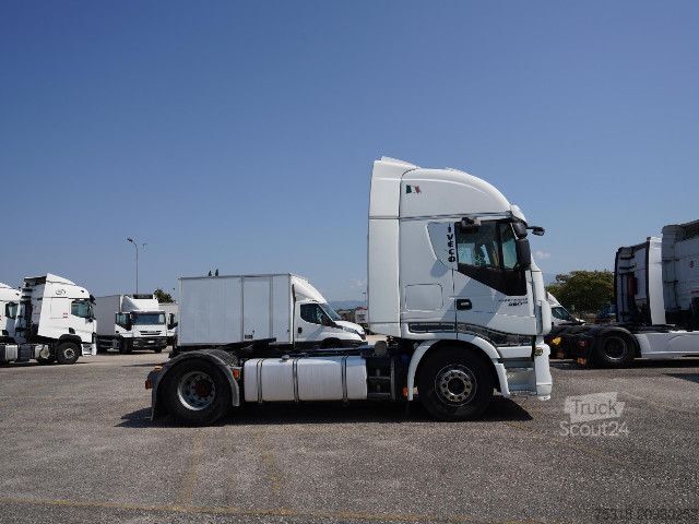 Trattore stradale standard IVECO AS440S46