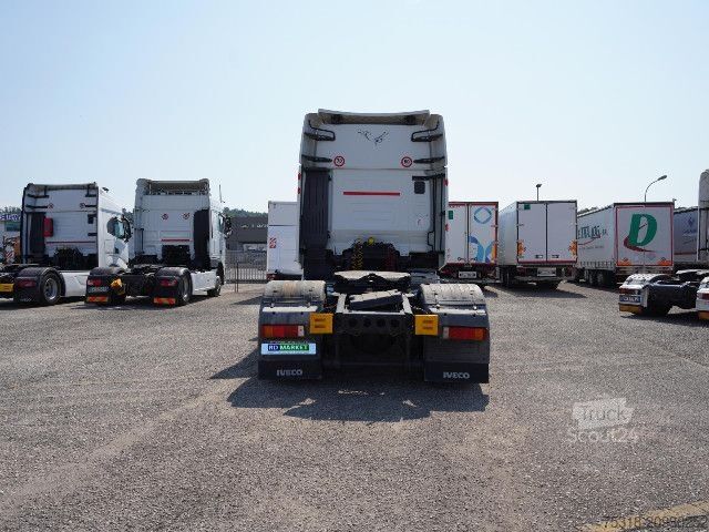 Trattore stradale standard IVECO AS440S46