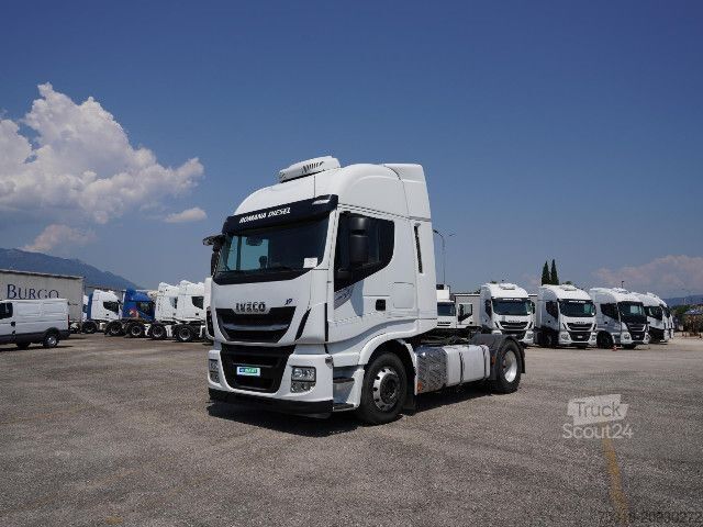Furgone IVECO TRATTORE STRADALE XP