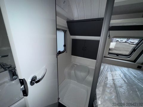 Wohnwagen Hobby Excellent 560 CFe Auflastung 2.000kg