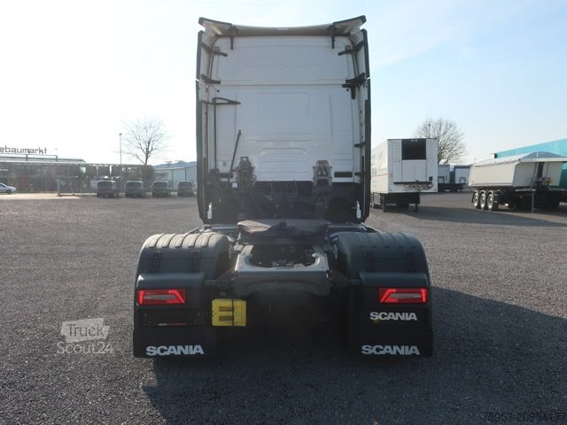 Standard dragbil Scania S 500 Super 4x2 NA Standklima LED Retarder