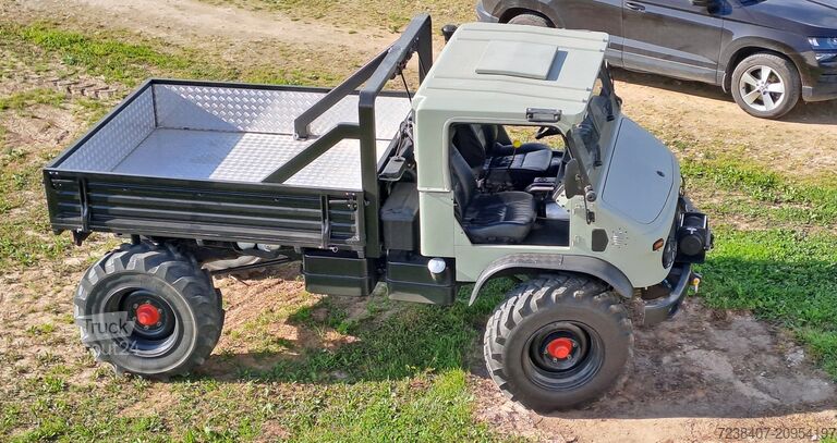 трактор Mercedes Benz Unimog 404