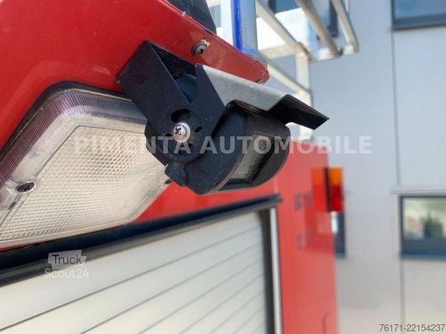 Vrachtwagen met bakwagen MERCEDES-BENZ 917 AF / 4x4 /AHK / TOP ZUSTAND