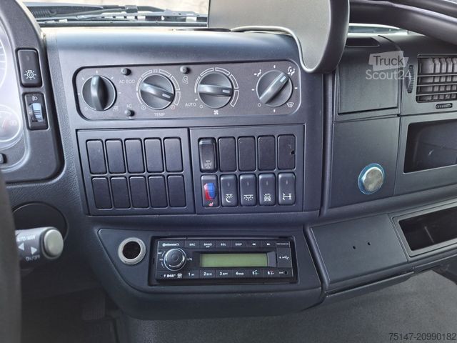 Фургон (грузовой автомобиль) MAN TGL 8.180 4x2 BL 6-Sitzer / 2 Liegen Möbelkoffer