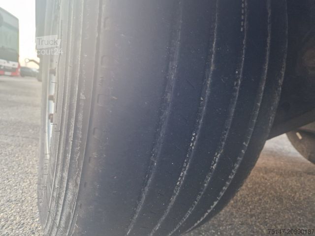 Semi-remorque à plancher roulant SCHWARZMÜLLER 3-Achs Schubboden Voll-Alu 91 m³ Liftachse