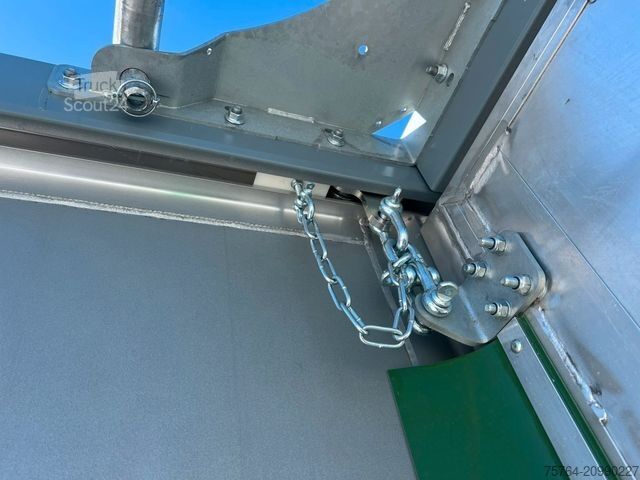 Semi-remorque à plancher roulant KRAKER ca. 92 m³ Schubboden/10mm Boden/Funk/Auch Miete!