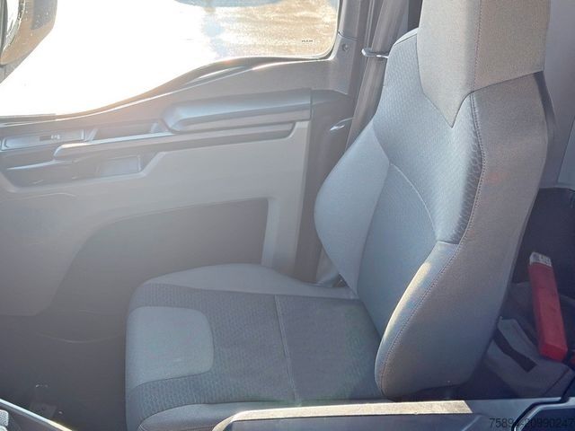 Самосвал MAN TGS 35.470 * KIPPER 5,10m + KRAN * TOPZUSTAND