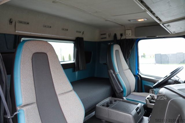 Tracteur routier standard VOLVO FMX 420 / 13 LITROWY / NISKA KABINA / 2019 ROK /