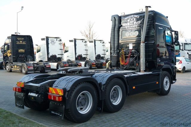 Tracteur routier standard VOLVO FH16 / 700 / 6x4 / HYDRAULIKA / RETARDER / 3 OSI
