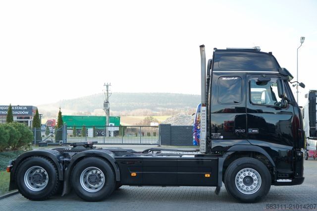 Tracteur routier standard VOLVO FH16 / 700 / 6x4 / HYDRAULIKA / RETARDER / 3 OSI