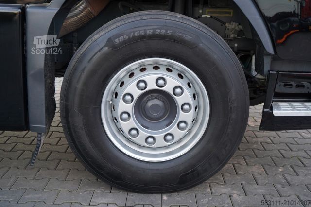 Tracteur routier standard VOLVO FH16 / 700 / 6x4 / HYDRAULIKA / RETARDER / 3 OSI