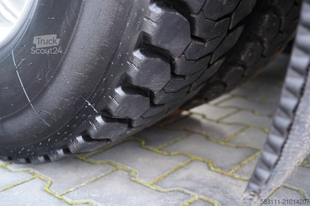 Tracteur routier standard VOLVO FH16 / 700 / 6x4 / HYDRAULIKA / RETARDER / 3 OSI