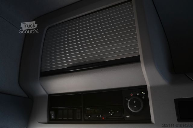 Tracteur routier standard VOLVO FH16 / 700 / 6x4 / HYDRAULIKA / RETARDER / 3 OSI