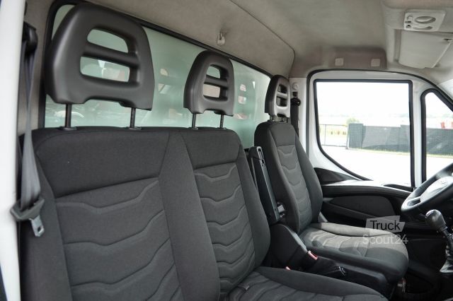 Рефрижераторний фургон IVECO DAILY  / CH?ODNIA / AGREGAT CARIER -XARIOS 200 /