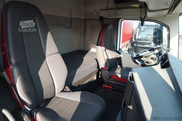 Camion jumbo VOLVO FH 500 / TANDEM PRZEJAZDOWY 120 M3 / 6X2 / MEGA