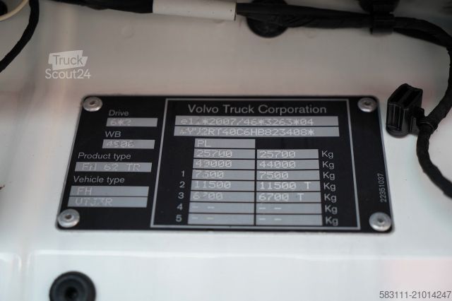 Camion jumbo VOLVO FH 500 / TANDEM PRZEJAZDOWY 120 M3 / 6X2 / MEGA