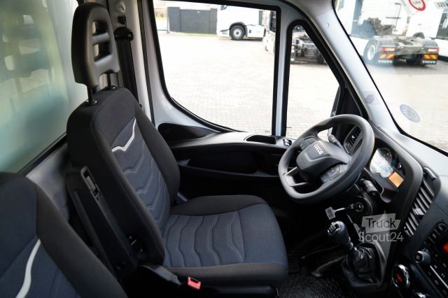 Fourgon isotherme frigorifique IVECO DAILY 35-160 / KONTENER 4,2 M    / WINDA  / BLI?