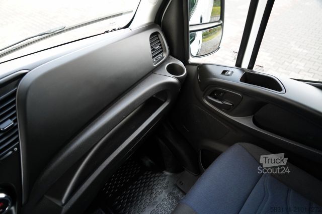 Fourgon isotherme frigorifique IVECO DAILY 35-160 / KONTENER 4,2 M    / WINDA  / BLI?