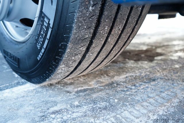 Štandardný ťahač DAF XF 480 / MEGA / SUPER SPACE CAB / LOW DECK / 202