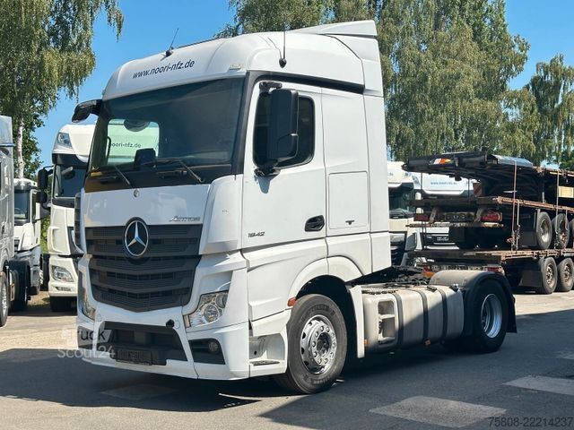 Standard trekkvogn MERCEDES-BENZ Actros 1842 Streamspace 2Tanks