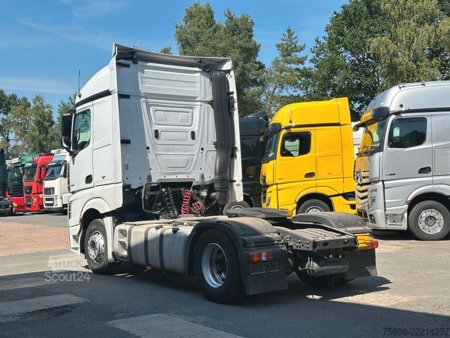 Standard trekkvogn MERCEDES-BENZ Actros 1842 Streamspace 2Tanks