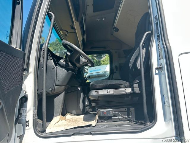 Standard trekkvogn MERCEDES-BENZ Actros 1842 Streamspace 2Tanks