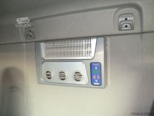 Châssis de camion Renault Midlum 220 DXi 4x2 Chassi Länge 7,5 m