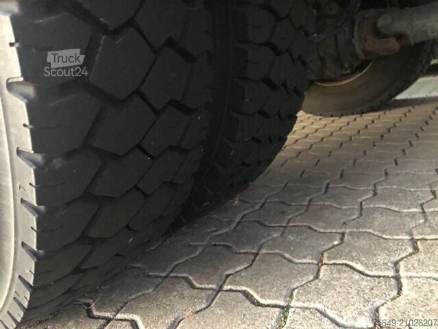 Châssis de camion Renault Midlum 220 DXi 4x2 Chassi Länge 7,5 m