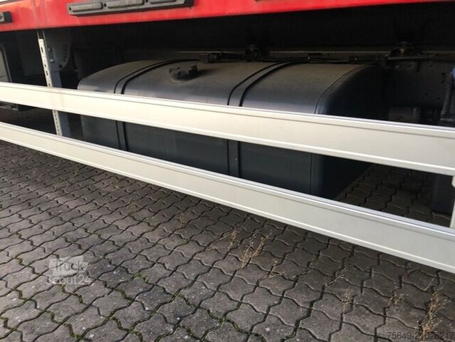 Camion caisson Renault Midlum 220 DXi 4x2 Midlum 220 DXi   4x2Getränkekoffer TÜV:2019