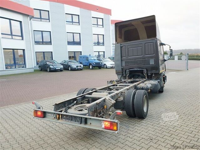 Châssis de fourgon Iveco EuroCargo 75 E 17/4x2 EuroCargo 75 E 17/4x2, 6x VORHANDEN!