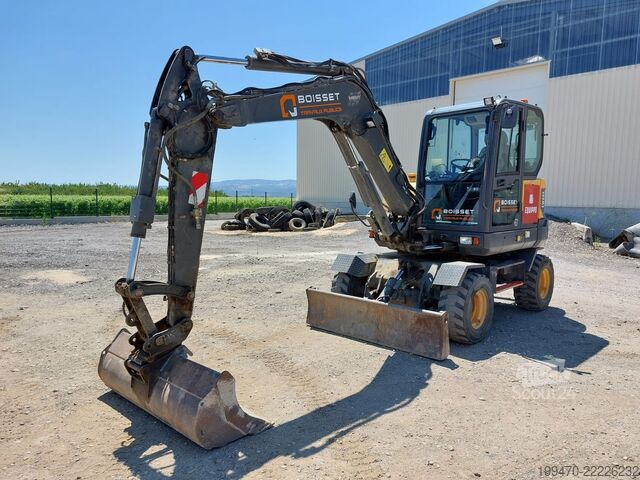 Kolový bagr Volvo EW60E with 5 buckets