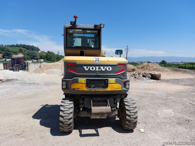 Kolový bagr Volvo EW60E with 5 buckets
