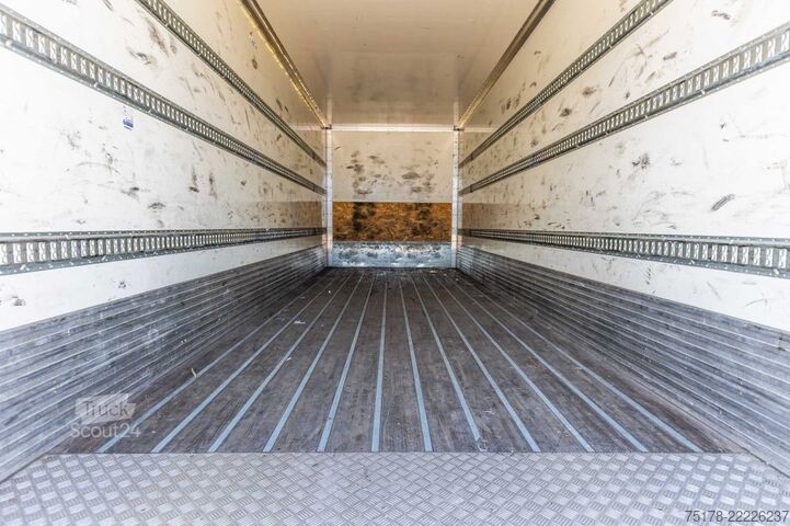 Valise RENAULT D 320+HAYON BAR 2 T.
