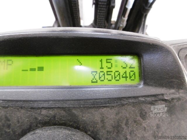 Chariot élévateur frontal YALE GLP 20 SVX